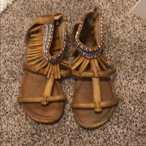 Girls Steve Madden sandals